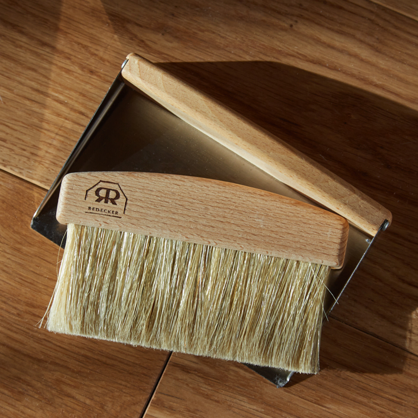 Table Sweeping Set