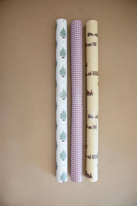 'Merry Little Christmas' wrapping paper