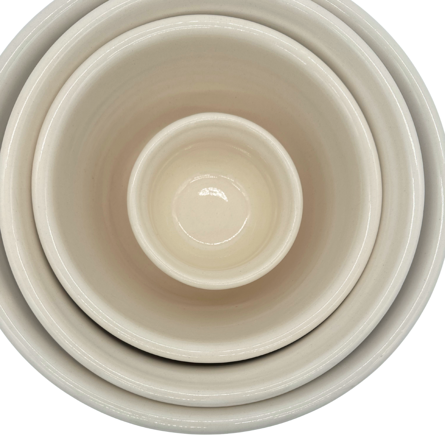 Set of classic country style martinez pottery handmade in the USA nesting mixing bowls