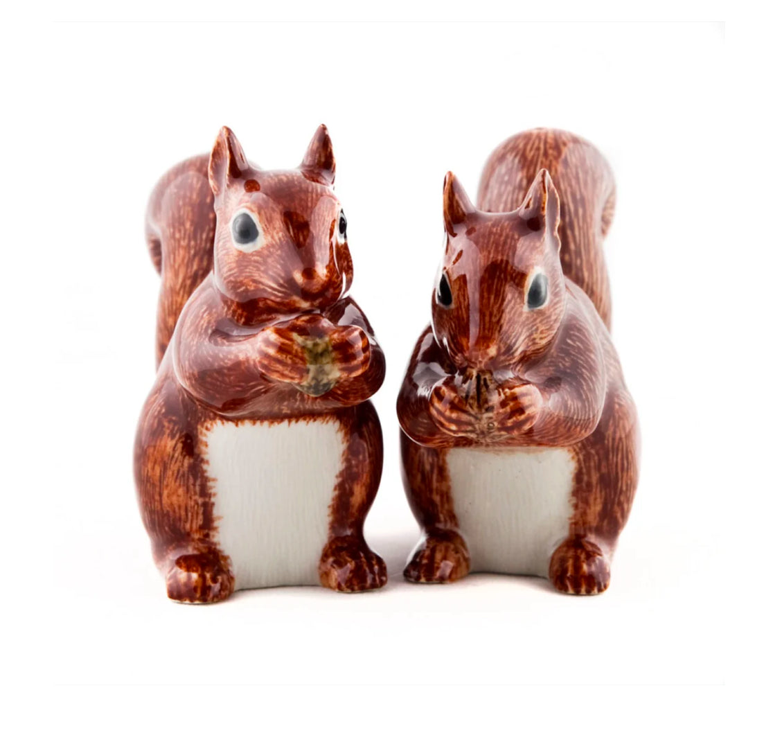 Squirrel salt and pepper shakers