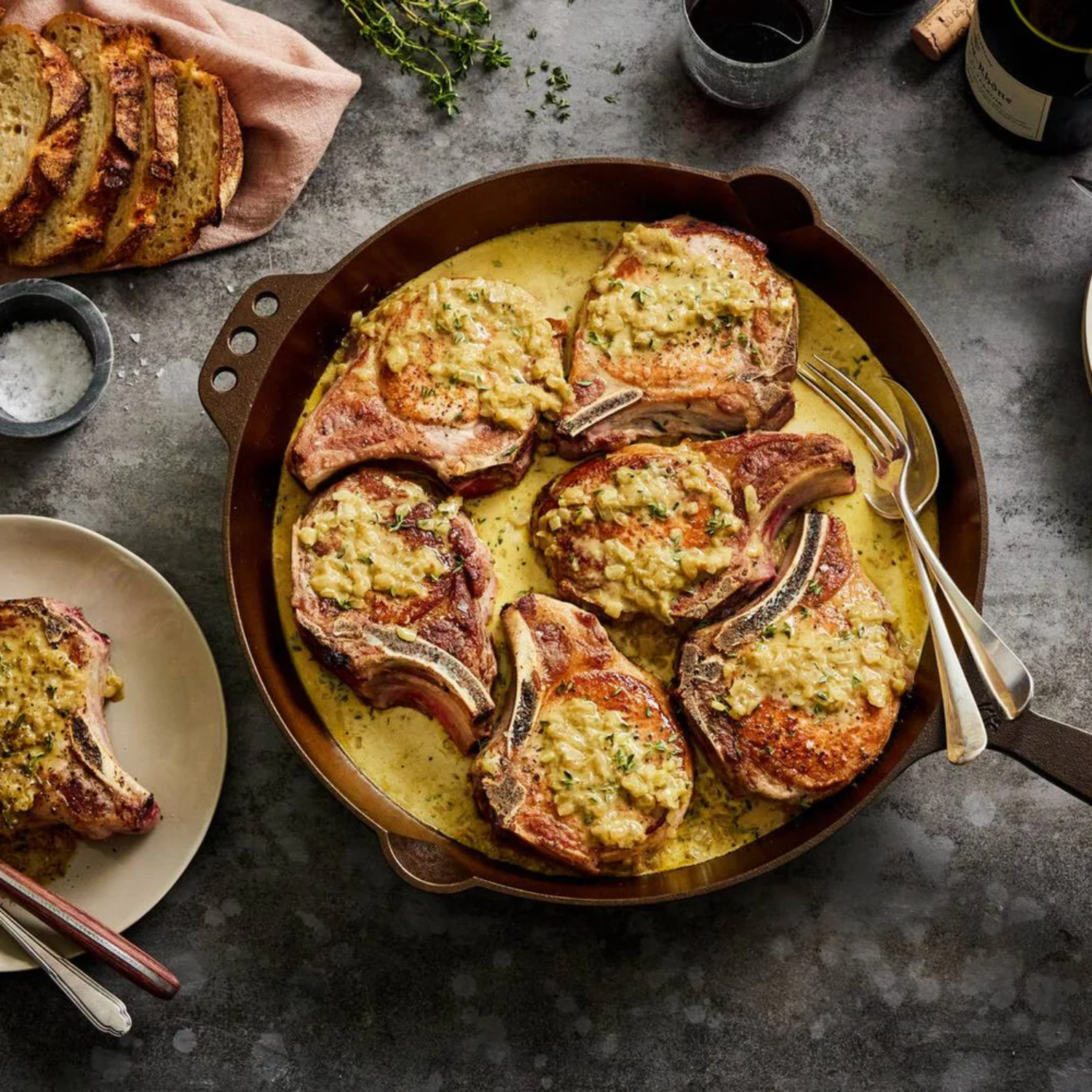 Smithey No. 14 Farmhouse Skillet cast iron serving