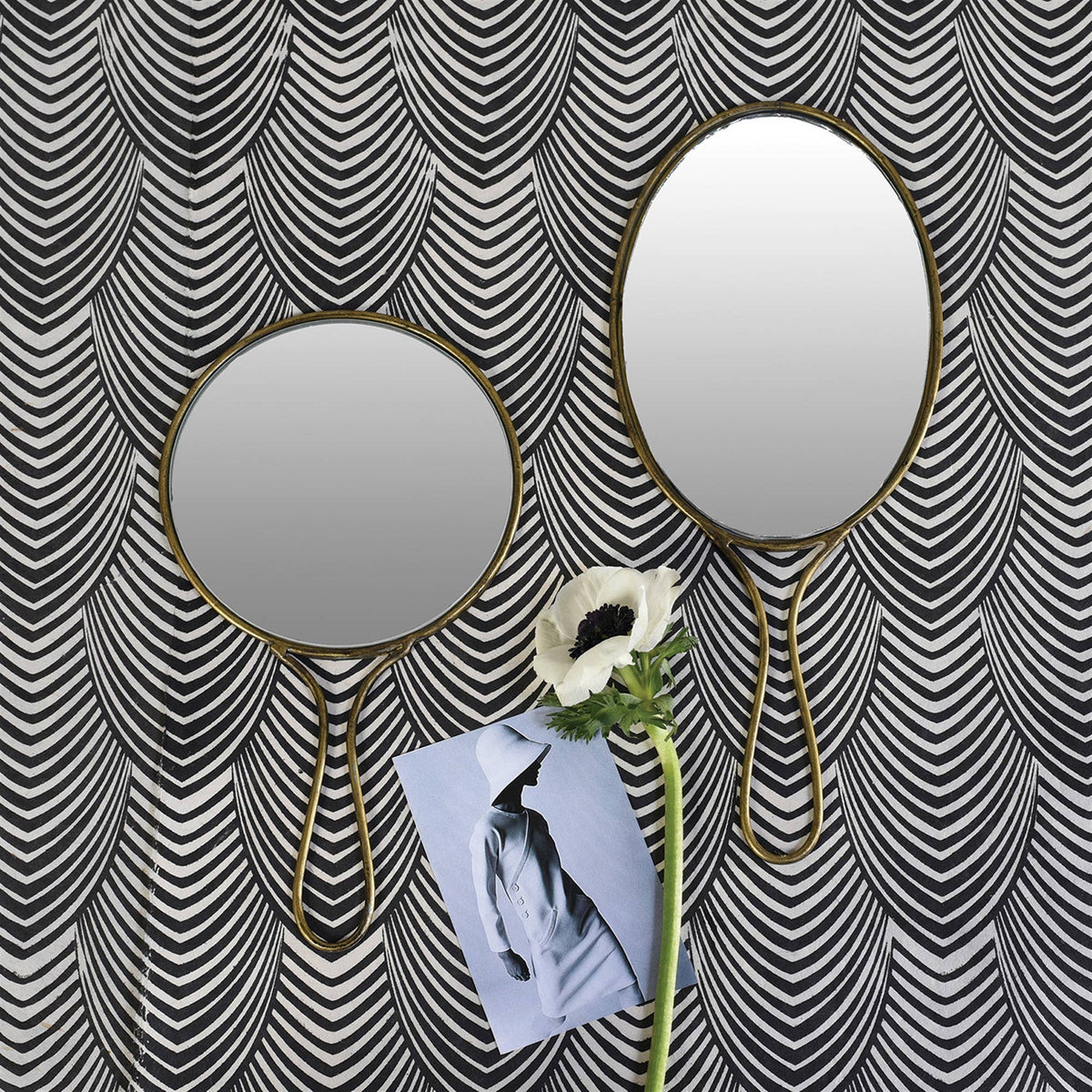 Lena Hand Mirror, Brass - Round - Brass